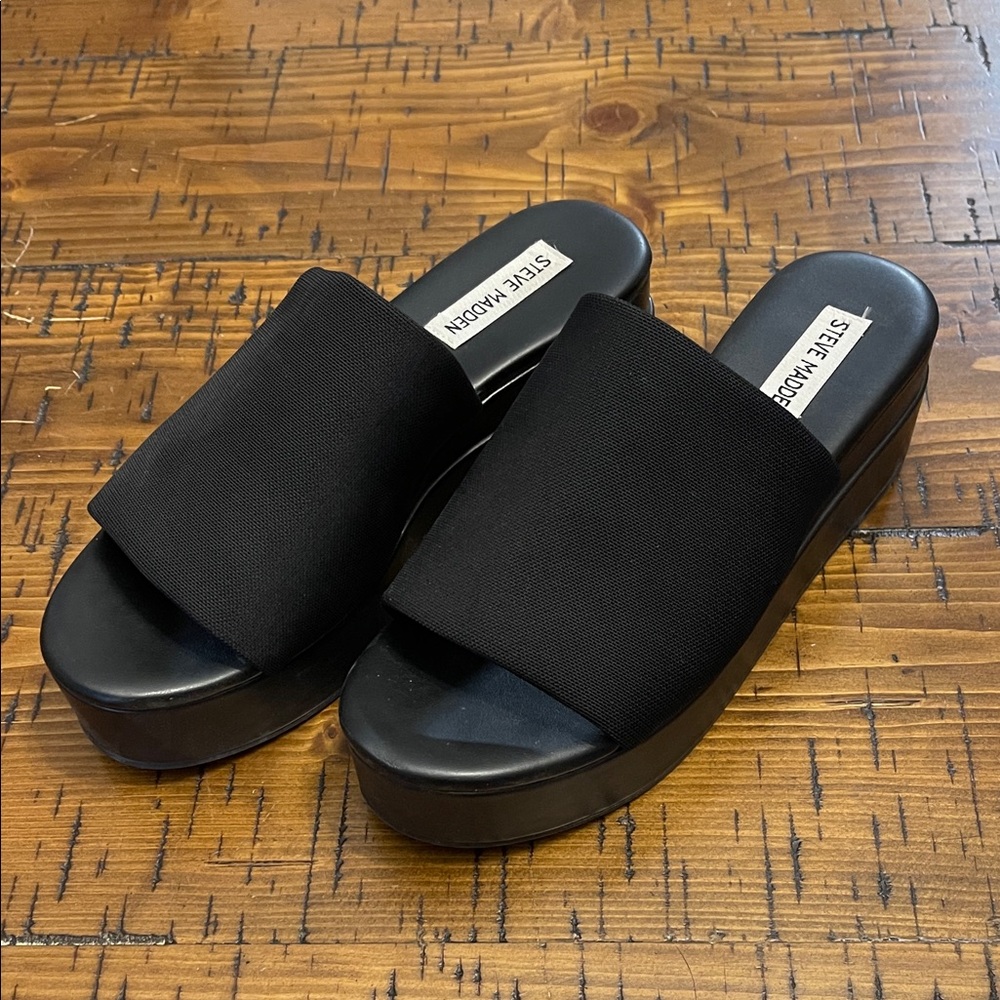 Steve Madden Black Platform Mules
